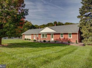 1574 Garnet Mine Rd, Garnet Valley, PA 19060