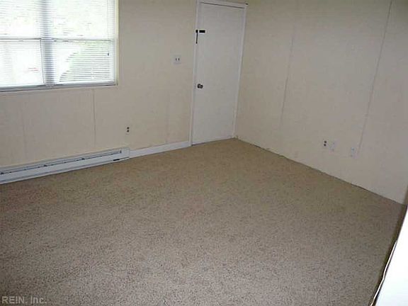 3rd image of 1374 Kingston Ave #B