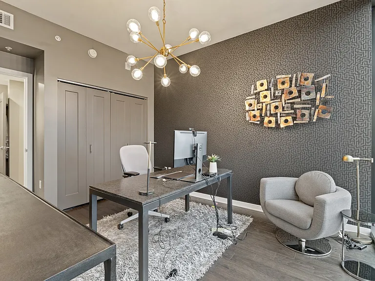 1212 Laurel St #2114 — Photo 16