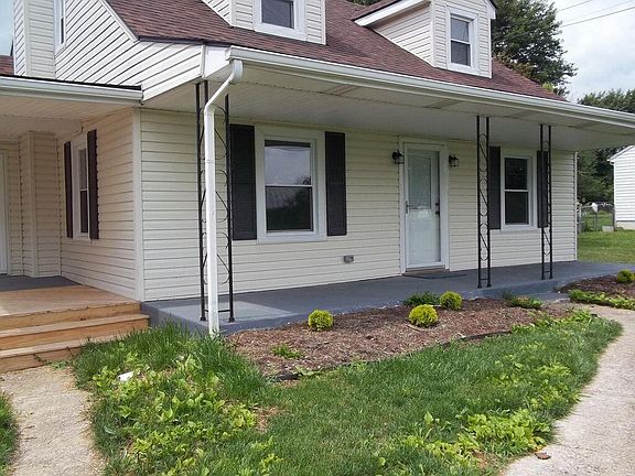 2nd image of 527 Danville St