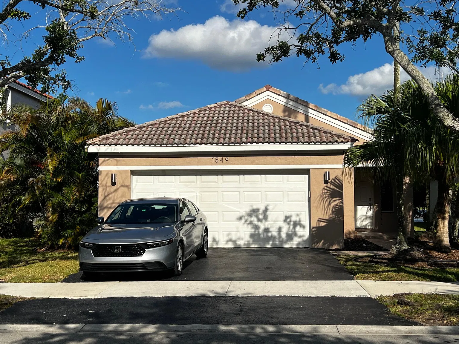 1549 Salerno Cir — Photo 1