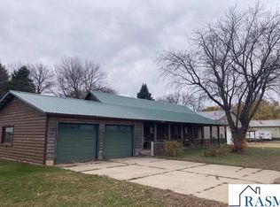315 Center St, Cobden, MN 56085