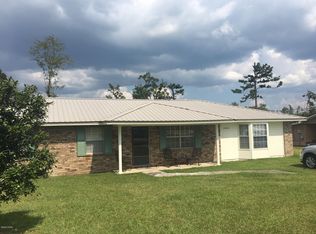 2932 Wildwood Cir, Marianna, FL 32448