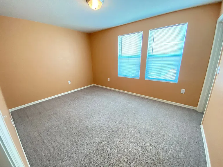 204 Gladiola Ct — Photo 17