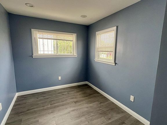 4th image of 5926 Madden Ave