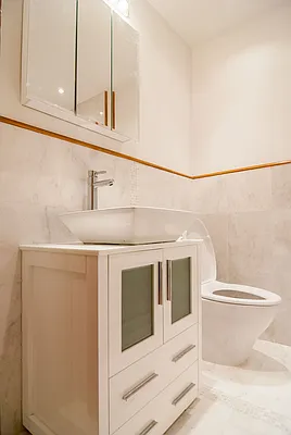 Rented by WAM Partners - William Moses Co. | media 54