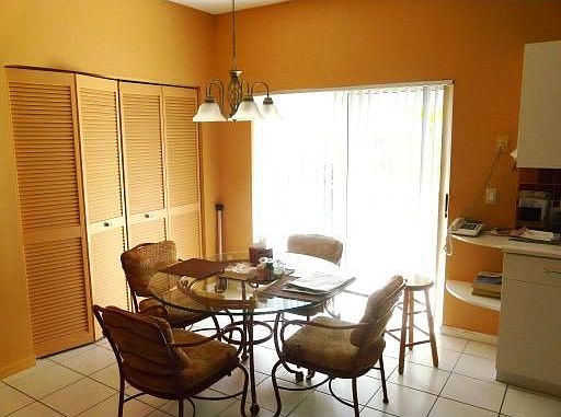 5th image of 11546 Briarwood Cir APT 1