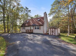 125 Brownstone Dr, Milford, PA 18337