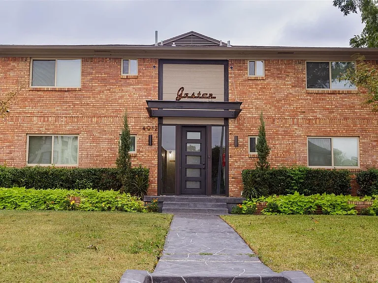 4912 Gaston Ave — Photo 3