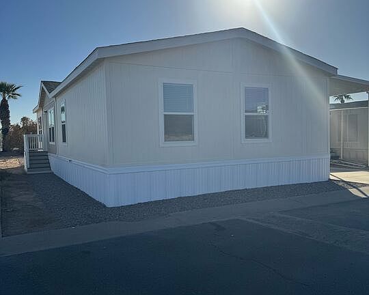 2nd image of 2060 N Ctr #434