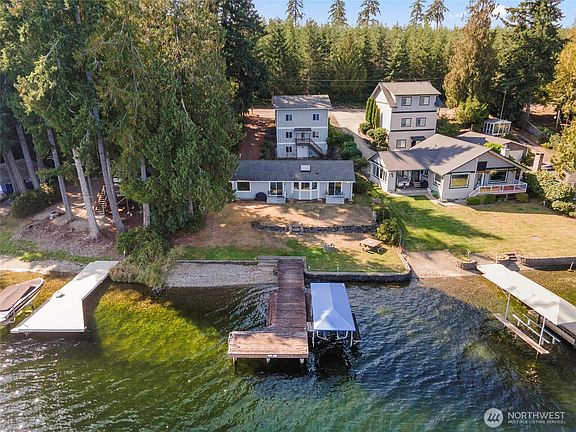 3rd image of 2560 E Mason Lake Drive W