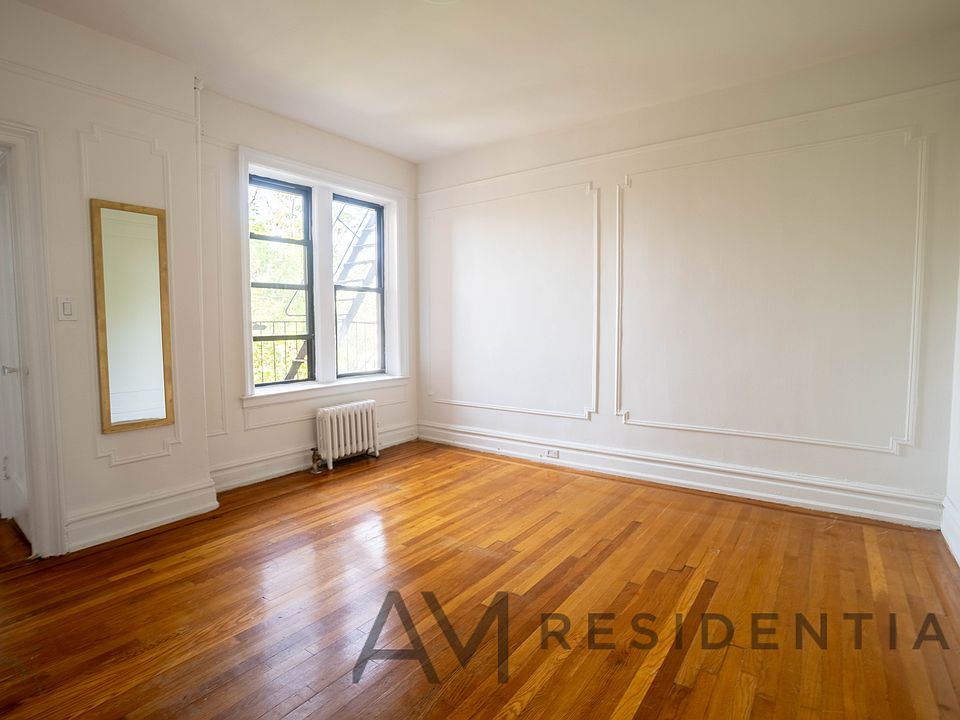 2nd image of 140 Bay Ridge Pkwy #53