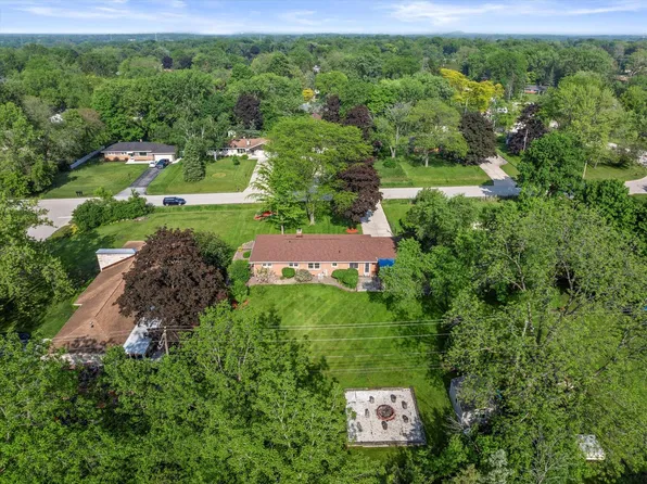 6207 South 123rd STREET, Hales Corners, WI 53130