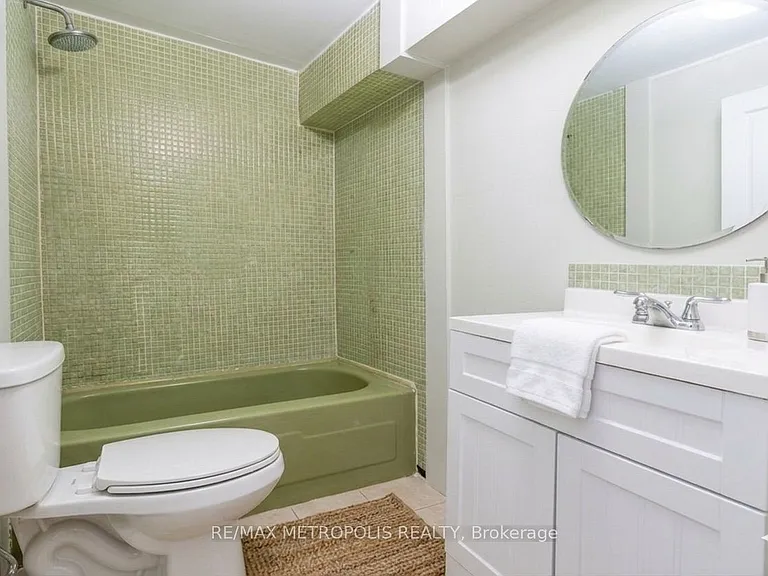 853 Douglas Ave — Photo 6