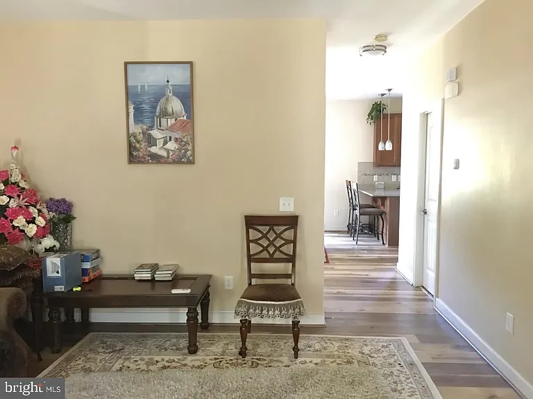 130 Pineview Ave #A — Photo 3