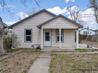 1010 E 8th St, Cheyenne, WY 82007