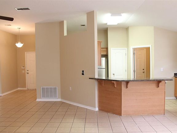 3rd image of 2372 Bur Oak Dr