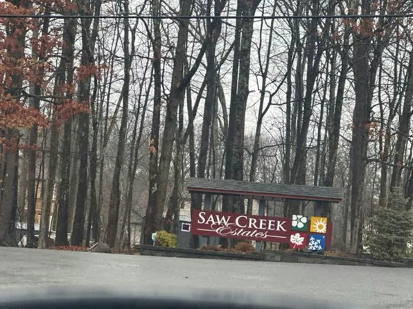 168 Saint Andrews Dr, Bushkill, PA 18324