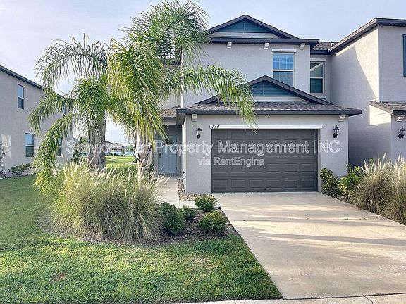 3rd image of 734 Royal Empress Dr