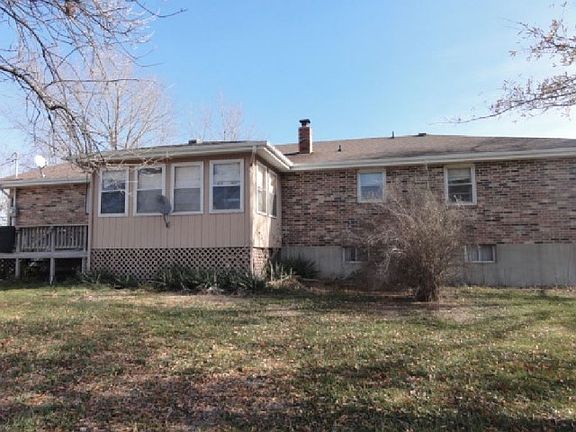 2nd image of 19749 211th St