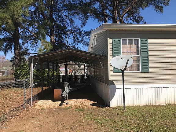 2nd image of 3669 Katherine Dr