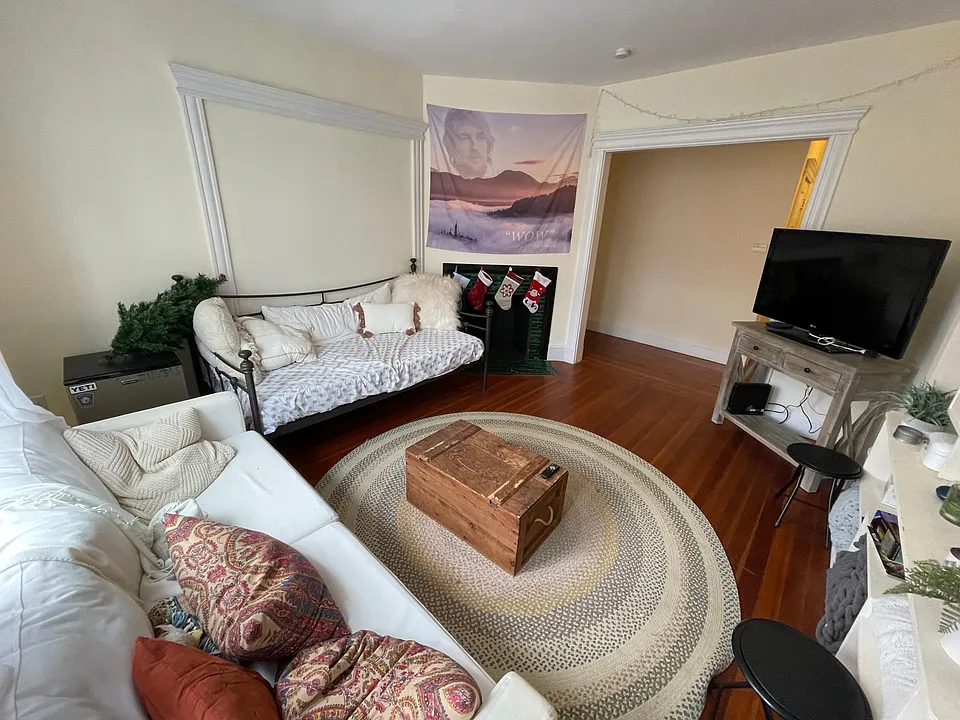 7-22 Strathmore rd