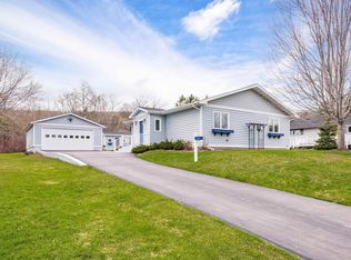 209 S 90th Ave W, Duluth, MN 55808