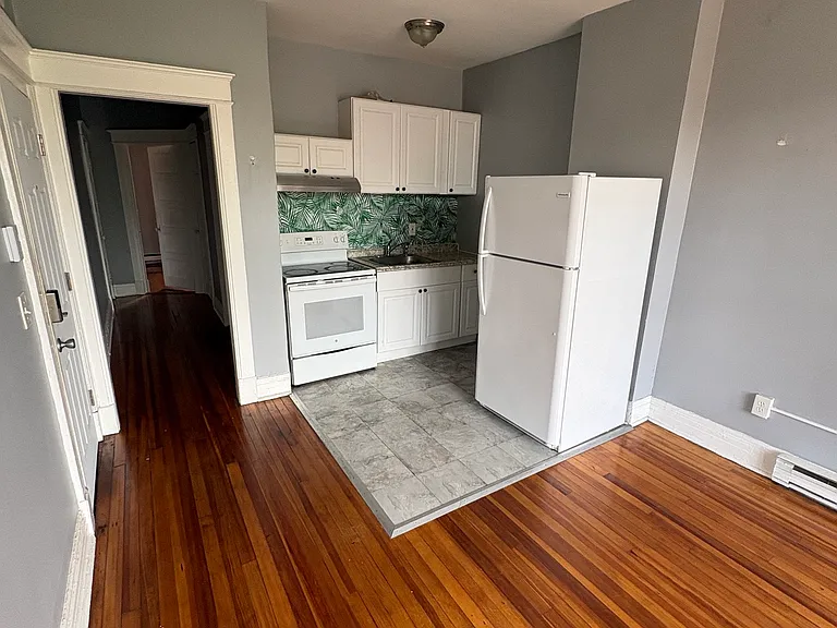 246 Lark St #9 — Photo 3