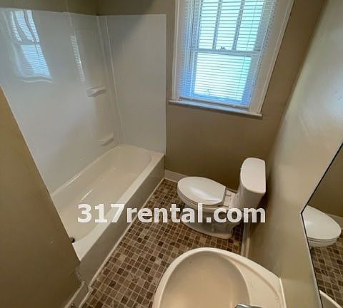 4th image of 2026 Koehne St