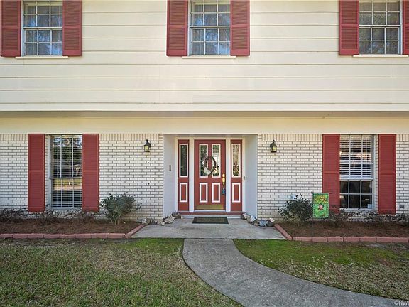 3rd image of 2017 S Kirkwood Dr