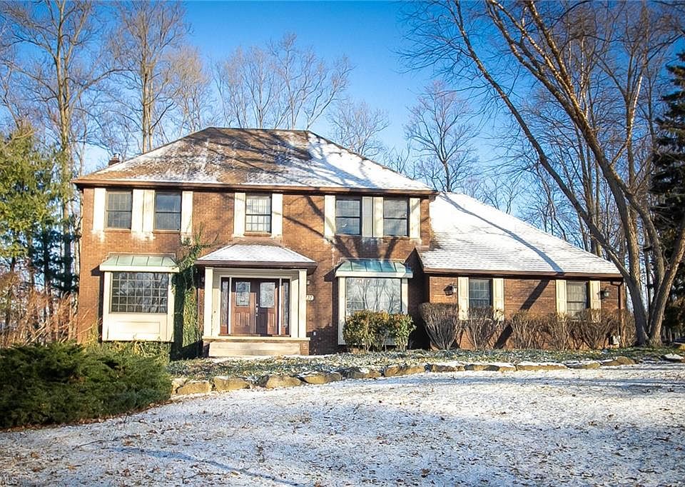 1st image of 1237 Berkshire Dr