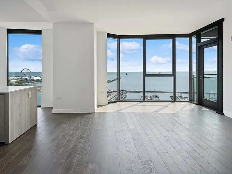 211 N Harbor Dr #1208 — Photo 3