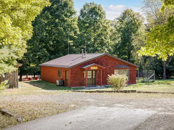 4889 S Wheeler Rd, Maple City, MI 49664