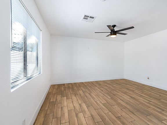 5th image of 89 E Texas Ave #B
