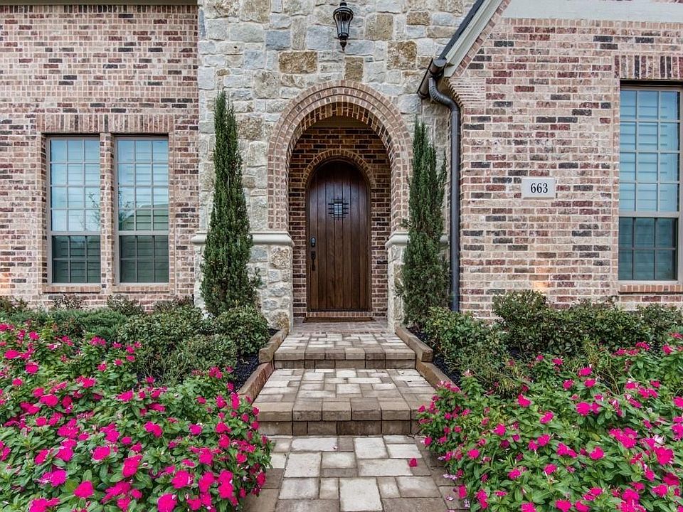 663 Creekway Dr Irving TX 75039 Zillow