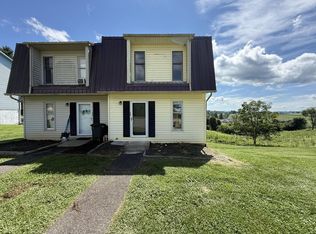 308 Armory Rd #F, Galax, VA 24333