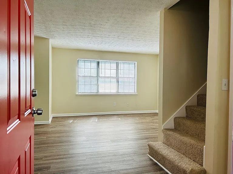 149 Appleton Boulevard — Photo 3