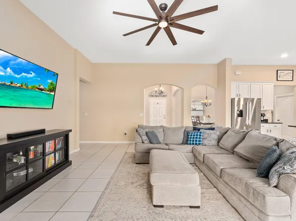 2715 SW Hamilton Avenue, Port St Lucie, FL 34953