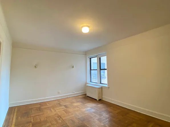 59-16 Woodside Avenue image 1 of 6