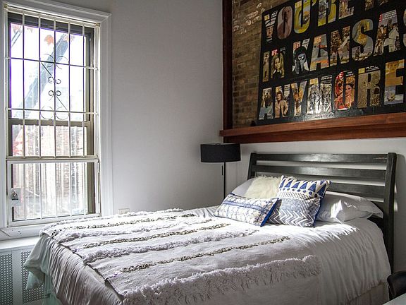 4th image of 74 W 85th St APT 10