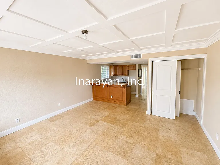 115 Kingston — Photo 4