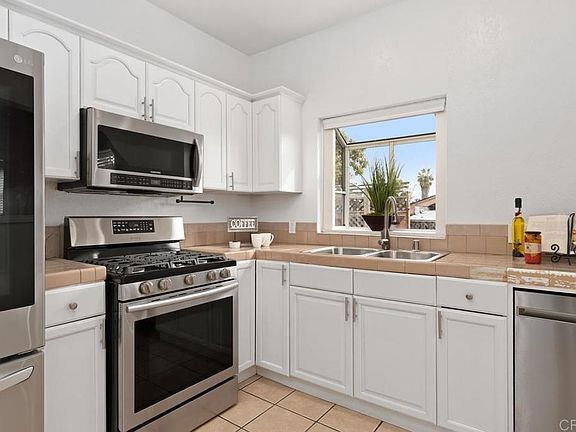 4th image of 2760 K St