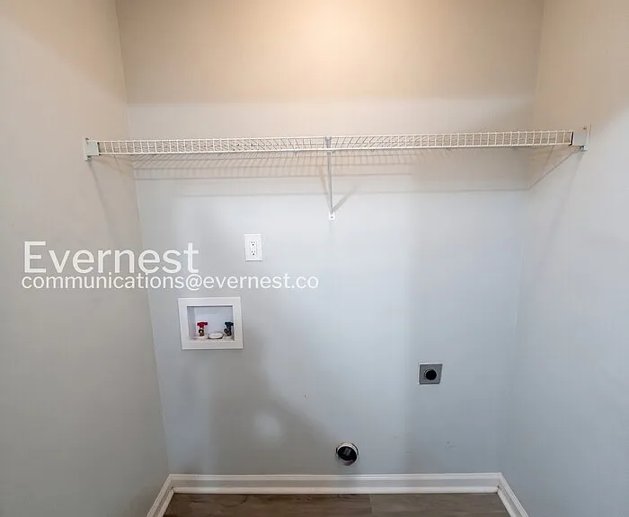 8514 Kaden Dr — Photo 20