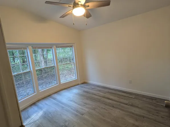 150 Yes Lord Way, Walnut Shade, MO 65771