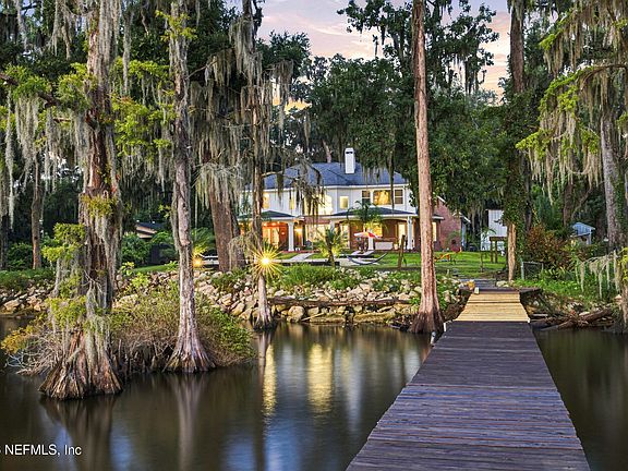 4th image of 120 RUSTIC OAKS Lane