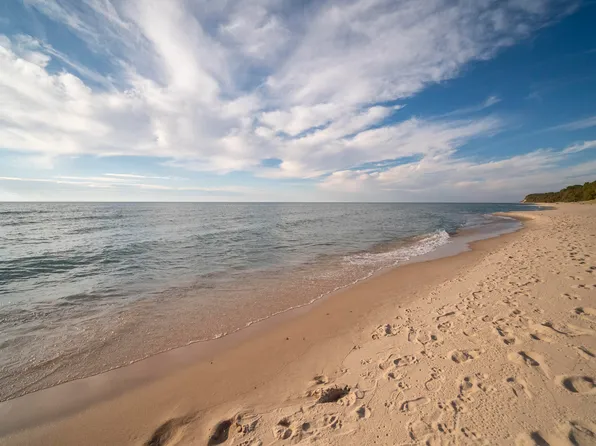 Lakeview Rd, Bear Lake, MI 49614