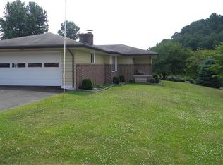 128 Snyder Ln, Blairsville, PA