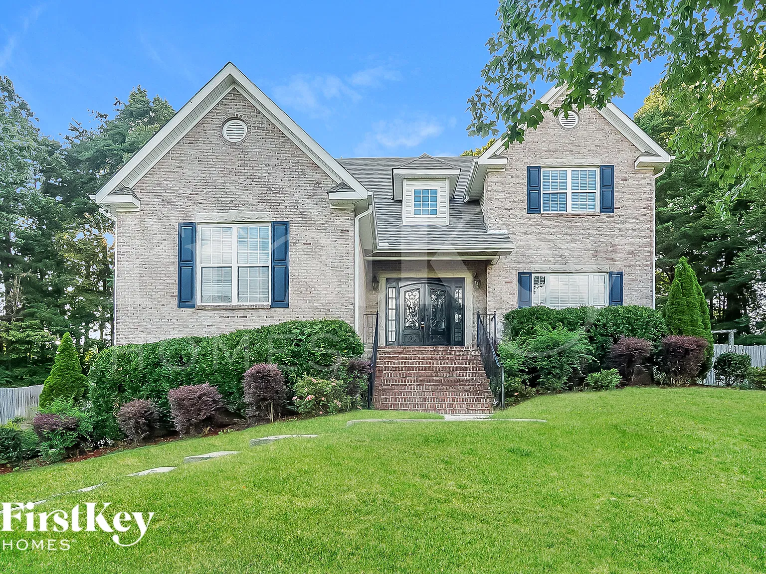 5 bed, 5.0 bath, 3661 sqft, $4,495 — Photo 2