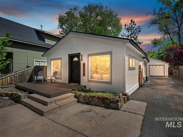 2719 Woodlawn, Boise, ID 83702