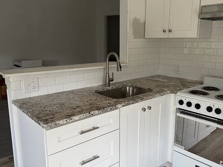 4245 Ridge Ave #3F — Photo 12